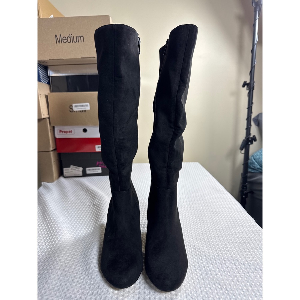 Bella Vita Knee High Boots Women 8W Black Faux Suede Kitten Heel NWOB